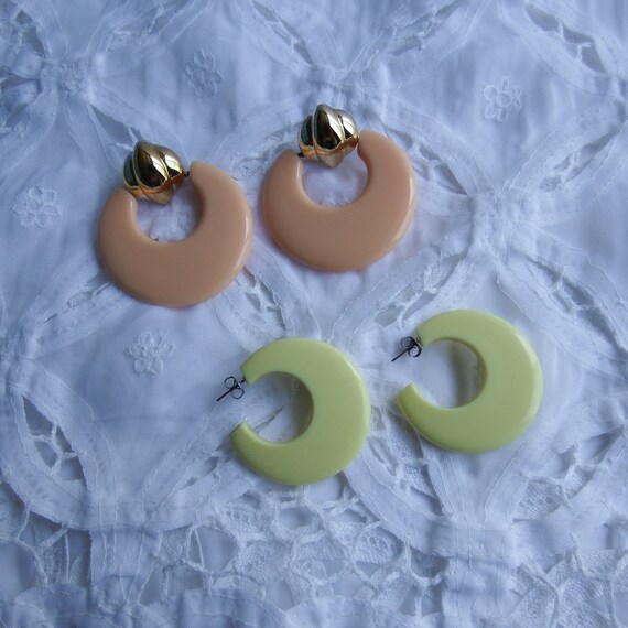 2 Pair Of Mid Century Modern Style Peach Door Knocker And Etsy