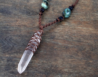 Bergskristall ~ Clear Quartz Macrame Necklace with African Turquoise and Natural Hemp ~ Cleansing & Healing ~ Chakra Pendant ~ Crown Chakra