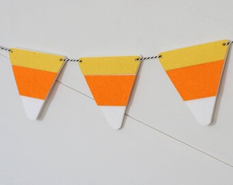 Halloween Candy Corn Garland / Halloween Party Decorations / Candy Corn Banner / Halloween Candy / Decorations for Halloween Party