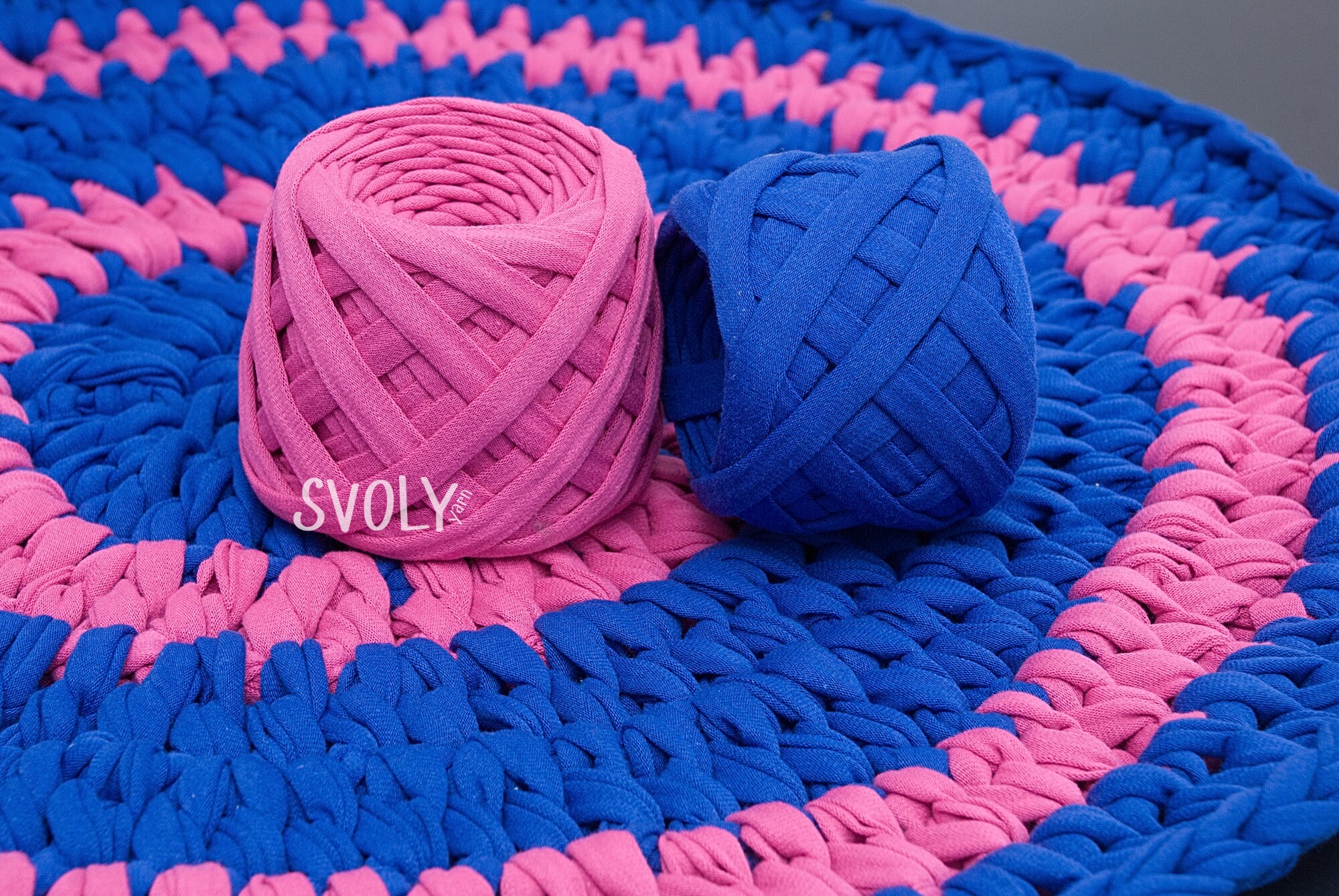 Fuchsia tshirt yarn. Soft cotton fabric yarn. Knitting chunky Etsy