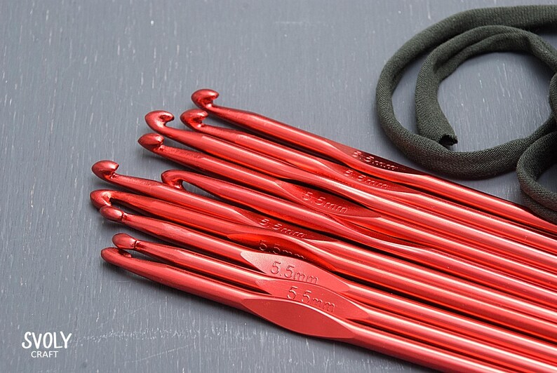 5pcs Small size hooks set 4-6mm. Metal handle crochet hooks. Crochet tools supplies. Aluminum hook. Bulky yarn needles. Crochet accessory image 8