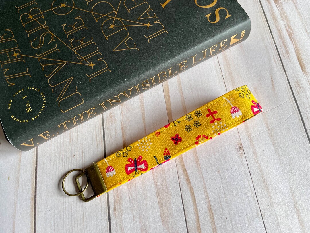 BUTTERFLY, Flowers, Floral Spring Garden Fabric Wristlet Keychain, Key ...