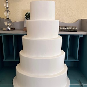 Five tier plain fondant faux wedding cake
