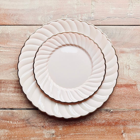 Nuevo MUESTRAS Coleccion Moderna Vintage Festoneada. Rubor o marfil con oro. Platos desechables para fiestas. Decoracion de la boda. Configuracion de un lugar. Etsy Espana
