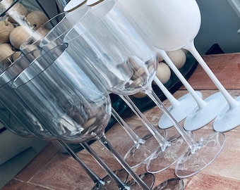 Modern Disposable Stemware. Elegant Plastic Wine Glasses. Disposable  Goblets. Mod D'vine Collection. Set of 5. - Etsy