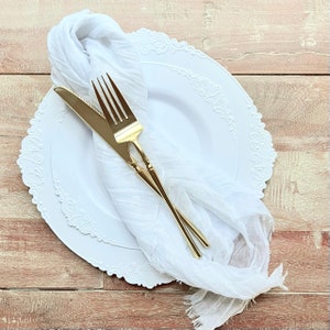 Romantic Regency Collection. White Embellished Disposable Party Plates. Setting for 10.