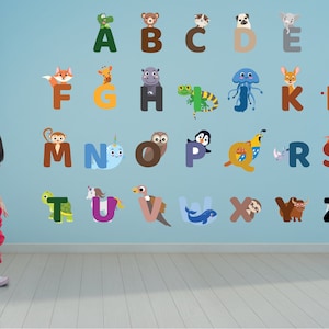 Pared animal alfabeto pegatina niños educativos colorido pared ABC calcomanía animales divertidos 26 letras personajes juegan sala de niños sala de niños casa decoración