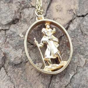 Tiny 9ct Gold St Christopher & Chain • Safe Travels • - Etsy