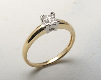 18ct gold and princess cut diamond engagement ring