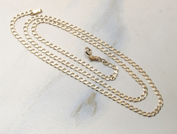 18 inch flattened curb chain in 9ct