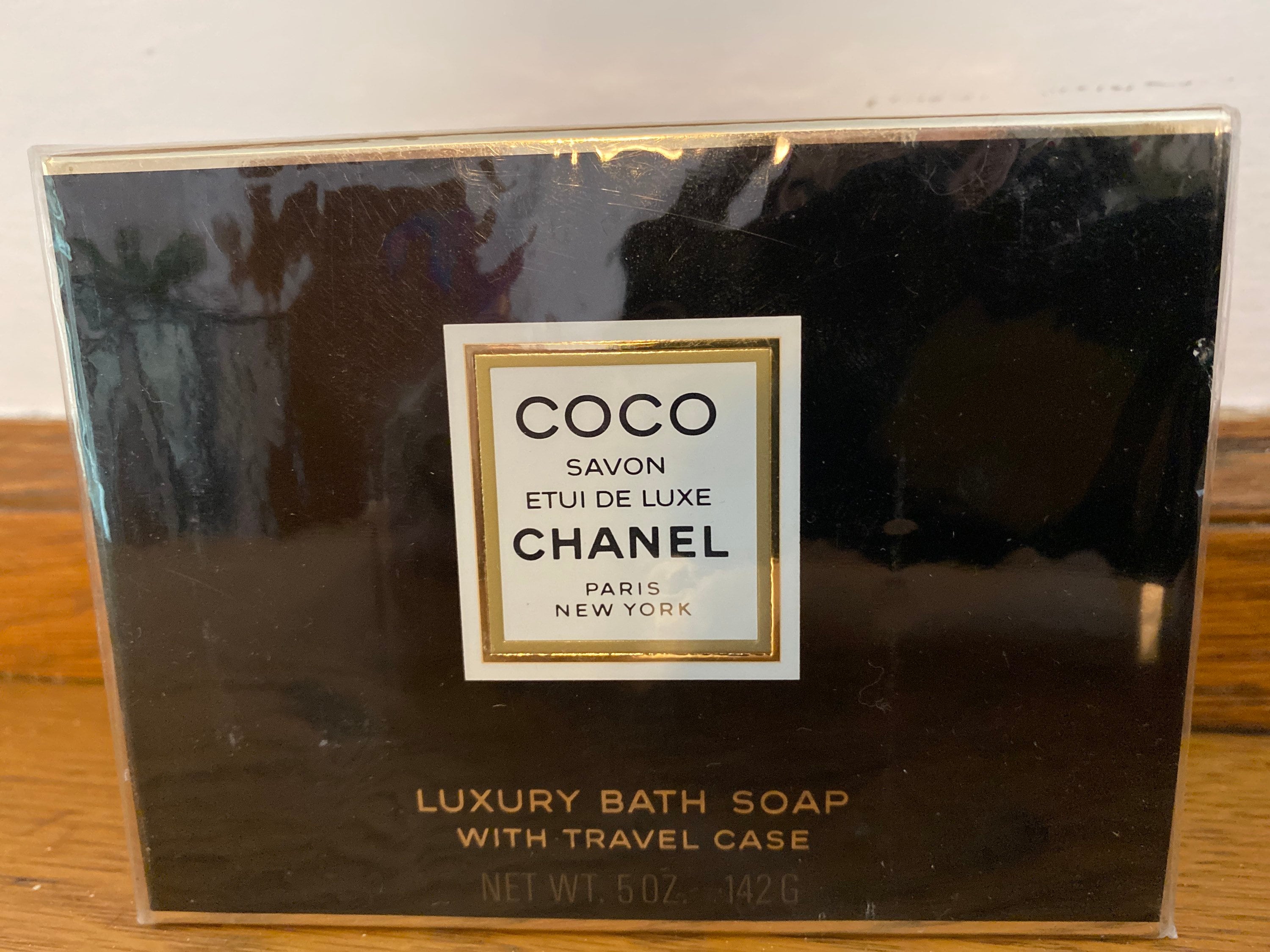 1989 Coco Chanel Luxury Bath Soap With Travel Case in Sealed 
