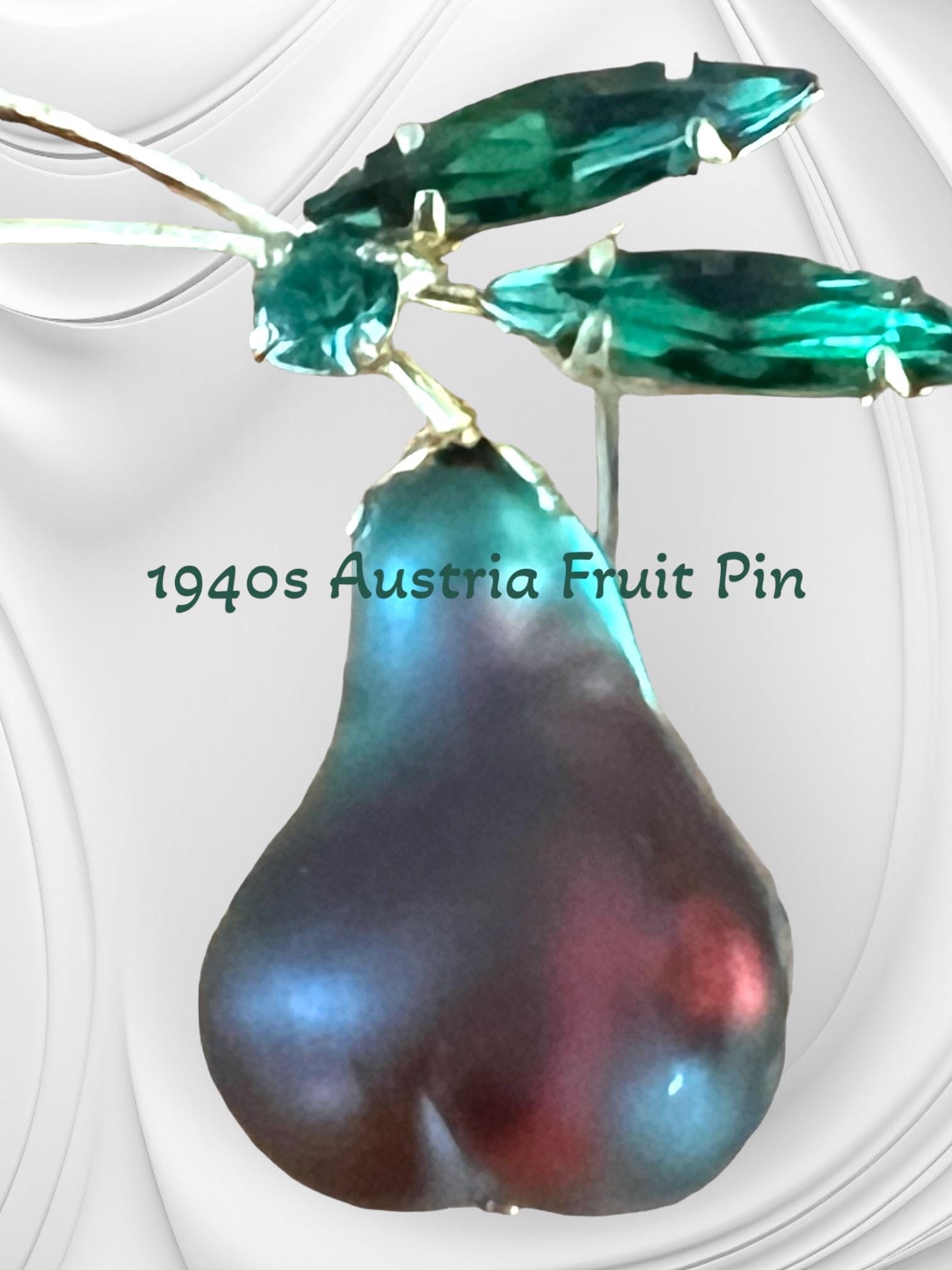 オーストリア AUSTRIA 葡萄 フルーツガラス ブローチ AUSTRIA（オーストリア）☆フルーツ・フロストガラス プラム