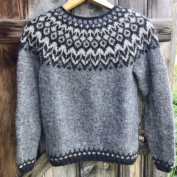 Made to order Icelandic sweater | Etsy