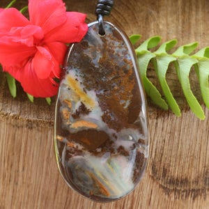 Collar de ópalo australiano: colgante de gema natural, joyería con colgante de piedra natal de octubre, unisex, minimalista.