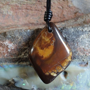 Unique Boulder Opal Pendant for Unisex Natural Gemstone Jewelry Wearer | Australian Rock Opal | Suitable for Casual Everyday Wear | Medium
