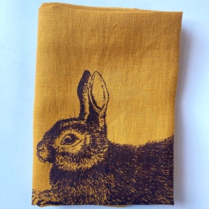 Tea towel of pure linen with rabbits, kitchen towel, Easter gift under 20 Euro, kitchen towel, picnic towel, dough cloth, kitchen Tuchfarbe: senfgelb