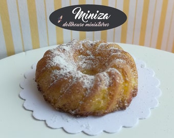 Miniature cake, 1:12 scale