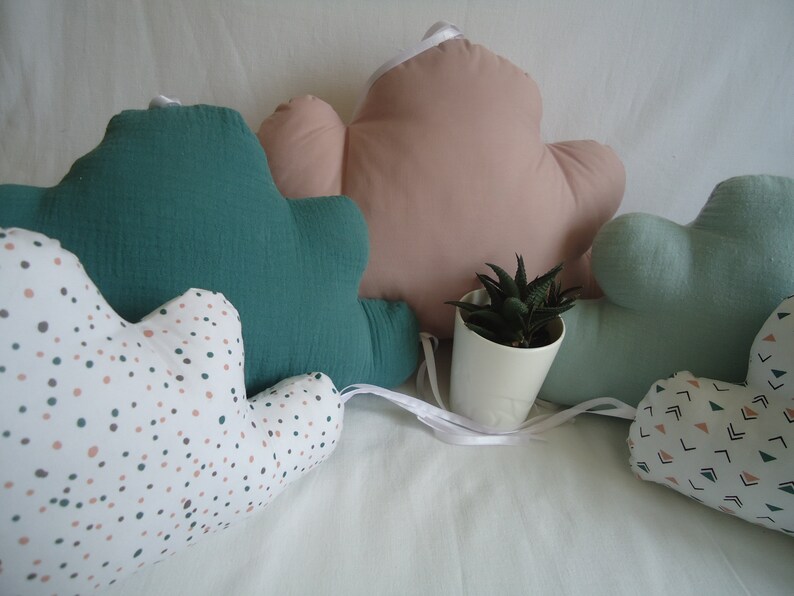 Baby Cot 5 Clouds Indian Girl Theme Pink And Green Peacock Gift Birth Baby Girl Bedroom Decoration