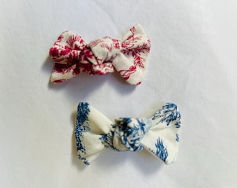 Magic baby hair clip, Toile de Jouy bow, choice of colors, anti-slip clip for fine hair, sold individually - perfect for newborn girls, Christmas, or school.
