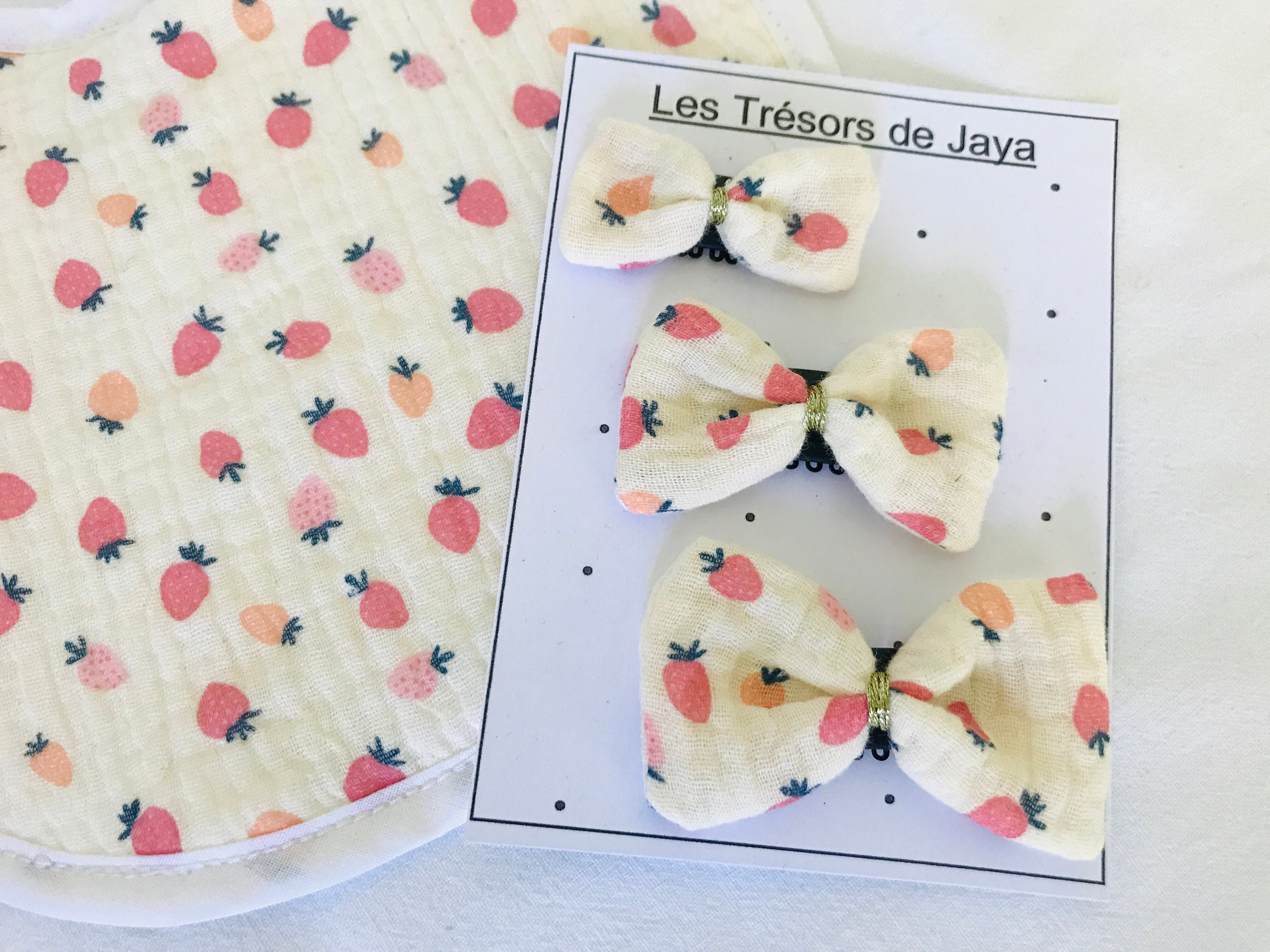 Pince à Cheveux De La Saint-Valentin. Accessoire De Cheveux. Profitez