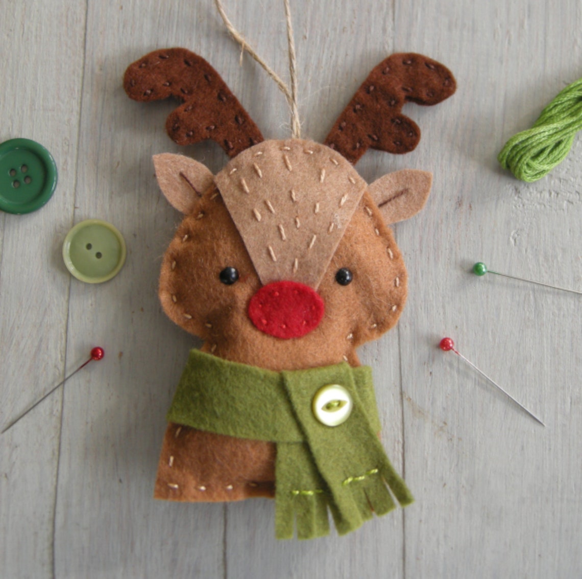 Reindeer art kits main image 1