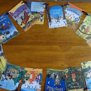 Story Book Bunting, Gruffalo, Julia Donaldson Stories.