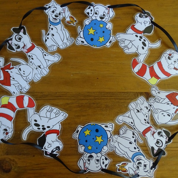 Disney 101 Dalmations style bunting. Dalmations movie.