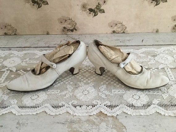 Antique Victorian White Leather Mary Janes - image 5