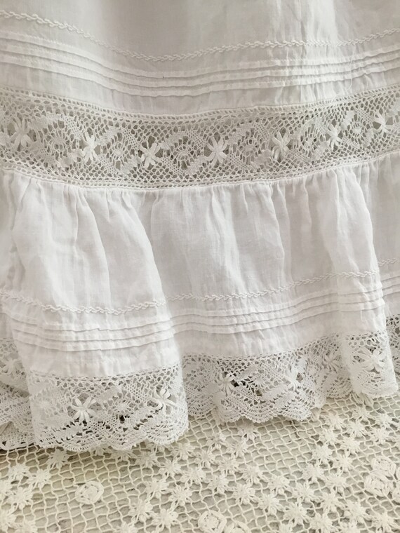 Antique Linen & Lace Childs Dress - image 3