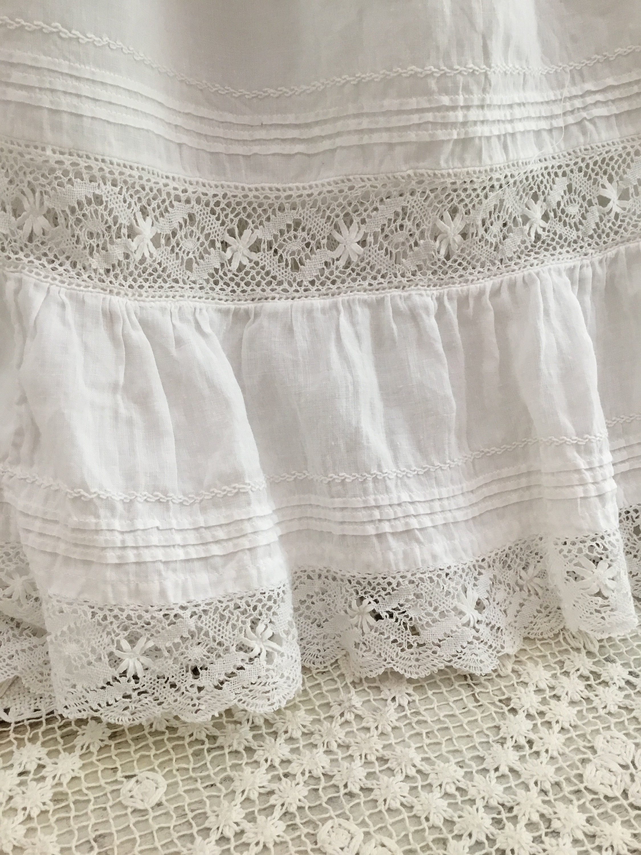 Antique Linen & Lace Childs Dress - Etsy
