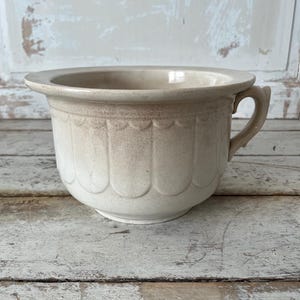 Ironstone Chamber Pot