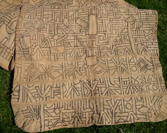 Kuba Cloth/African Kuba cloth/DR.Congo/Raffia cloth/authentic/traditional/antiqueAfrican textile/ceremonial skirt/brodé/80x510cm(31.5"x200")