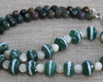 Tibetan Tzi agate and mother of pearl necklace MoP