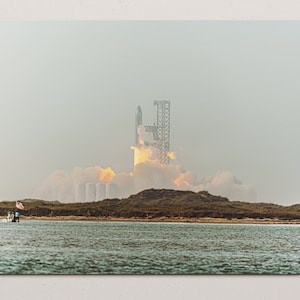 Starship super heavy rocket launch Boca Chica, Texas photo print. Space, flight, mars, launch, unique, gift, photography, orbit, stars