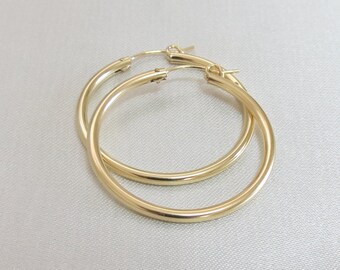 Boucles d&#39;oreilles créoles en or, grandes créoles en or, créoles de 2 mm d&#39;épaisseur, créoles en or de haute qualité, créoles remplies d&#39;or 14 carats, créoles en or, créoles en or classiques.