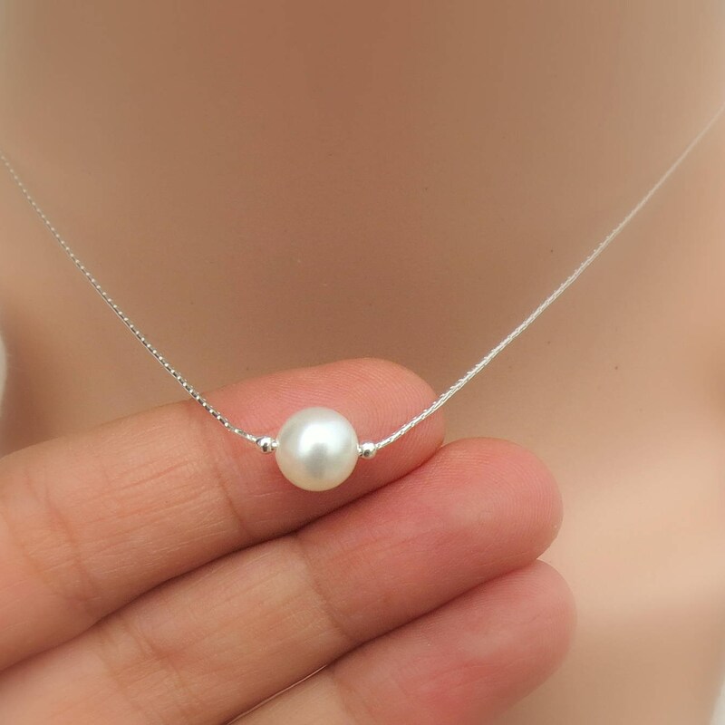 Single Pearl Necklace main image 1