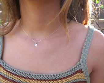 Davidster ketting, kleine Davidster, gouden Davidster, zilveren Davidster, Joodse ster ketting, Magen David charme, ster ketting