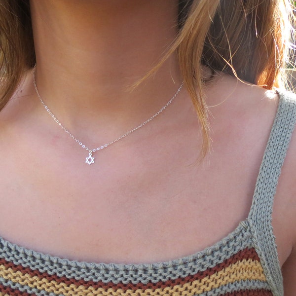 Davidster ketting, kleine Davidster, gouden Davidster, zilveren Davidster, Joodse ster ketting, Magen David charme, ster ketting