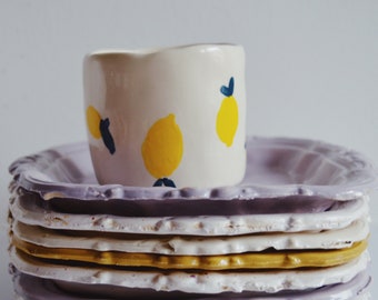 Ceramic cup with big lemons ;