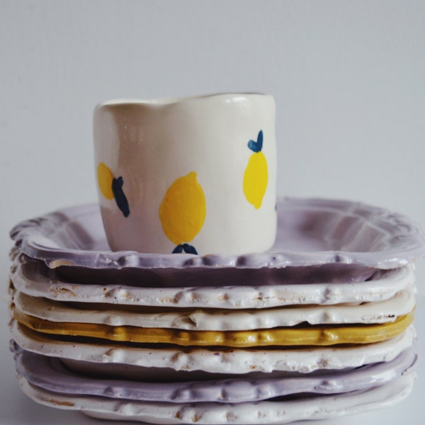 Ceramic cup with big lemons ;