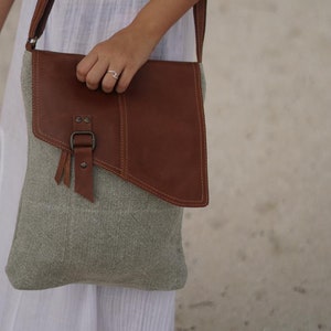 sac messager, messager d'école, ordinateur portable 13 pouces messager, sac à bandoulière Femme, messager en cuir recyclé et fibres, couleur cendre uniquement