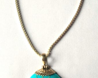 Shell and Turquoise Resin Silver Pendant Necklace