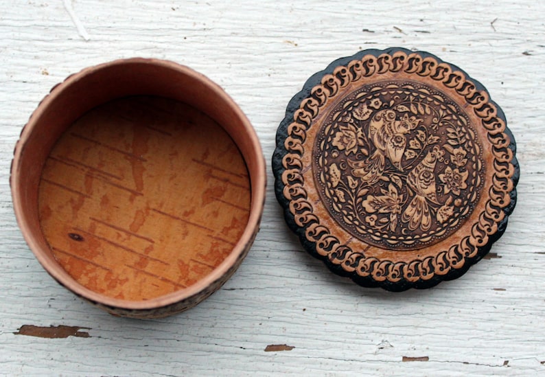 Wooden Box Hot Stamp Wood Box Jewelry Box Ring Holder Gift for Her Birch Bark Box Round Box Birch Bird Box Black Box Trinket Box