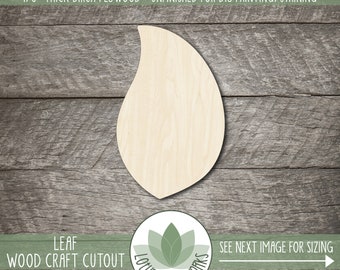 Op de afbeelding: Een bladvormige houten ambachtelijke uitsparing gemaakt van 0,3 cm dik berkenmultiplex. Het onafgewerkte oppervlak is klaar om te schilderen of te beitsen. De tekst "LEAF WOOD CRAFT CUTOUT" is zichtbaar, samen met het Lotus Laser Works logo.