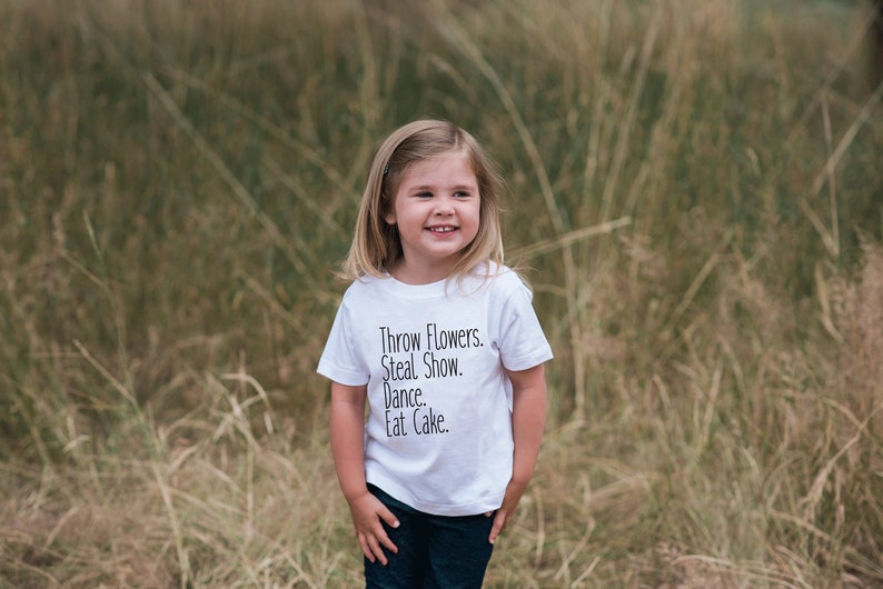 flowers for flower girl to throw