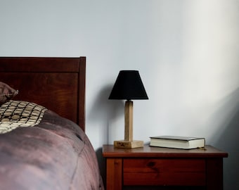 Bordslampa / Antik träbordslampa / Träbordslampa