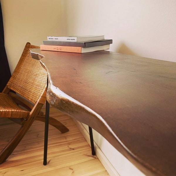 Bureau de travail en bois récupéré / table d'appoint moderne en bois ancien / table console / fait à la main à partir de bois recyclé.