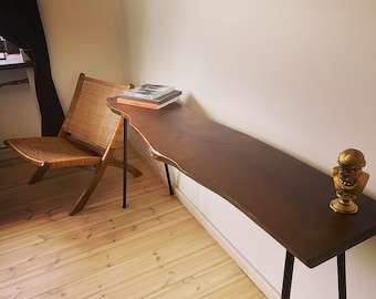 Handgjort konsolbord i återvunnet björk: Modernt entrébord