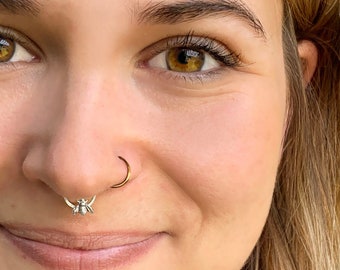 Snug Nose Ring, Bee Nose Ring Hoop, Bee Septum Ring Silver, Septum Ring 18g, Daith Earring, Helix Hoop, Nose Stud, Fake Nose Ring Hoop