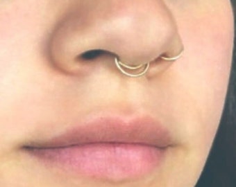 Moon Shaped Septum Ring, Snug Septum, Celestial Jewelry, Crescent Moon Jewelry, Thin Septum Ring, Dainty Nose Ring, Silver Septum Hoop